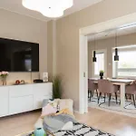 Διαμέρισμα Large Three Bedroom In Very Center Ροβανιέμι